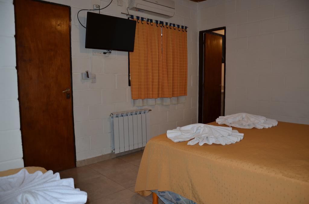 Hotel Geminis Villa Carlos Paz Chambre photo